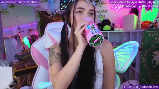 Gallery image thumbnail from Nym_x's myfreecams stream on, 10/11/2023, 02:15 image 3 of 20