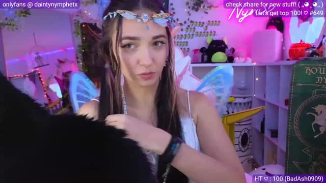 Gallery image thumbnail from Nym_x's myfreecams stream on, 10/11/2023, 02:34 image 3 of 20