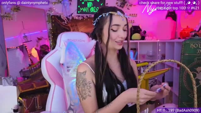 Gallery image thumbnail from Nym_x's myfreecams stream on, 10/11/2023, 06:10 image 2 of 20