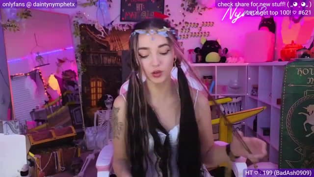 Gallery image thumbnail from Nym_x's myfreecams stream on, 10/11/2023, 06:10 image 3 of 20