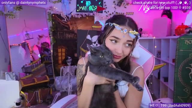 Gallery image thumbnail from Nym_x's myfreecams stream on, 10/11/2023, 06:10 image 12 of 20
