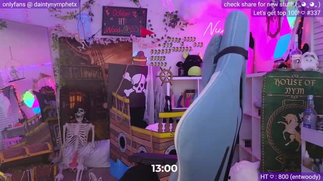 Gallery image thumbnail from Nym_x's myfreecams stream on, 10/15/2023, 04:49 image 19 of 20