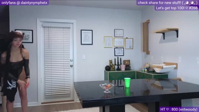 Gallery image thumbnail from Nym_x's myfreecams stream on, 10/28/2023, 04:19 image 11 of 20