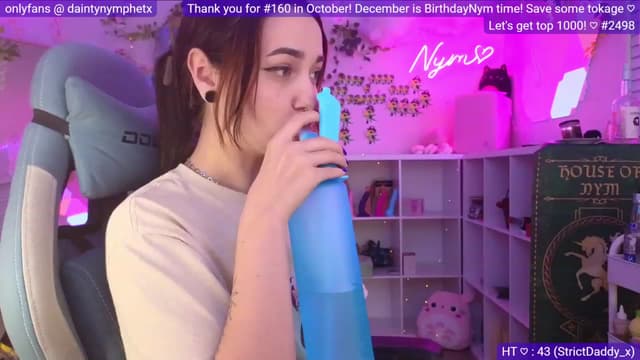 Gallery image thumbnail from Nym_x's myfreecams stream on, 11/20/2023, 04:28 image 11 of 20