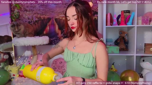 Gallery image thumbnail from Nym_x's myfreecams stream on, 03/18/2024, 04:25 image 10 of 20