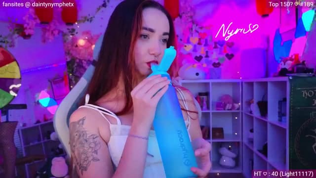 Gallery image thumbnail from Nym_x's myfreecams stream on, 05/19/2024, 02:32 image 6 of 20