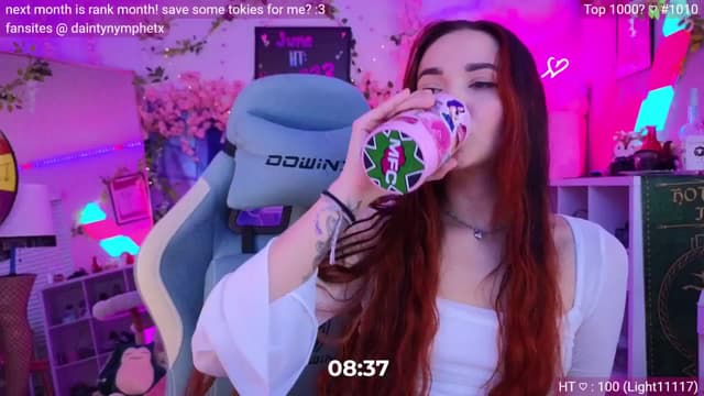Gallery image thumbnail from Nym_x's myfreecams stream on, 06/06/2024, 03:38 image 9 of 20