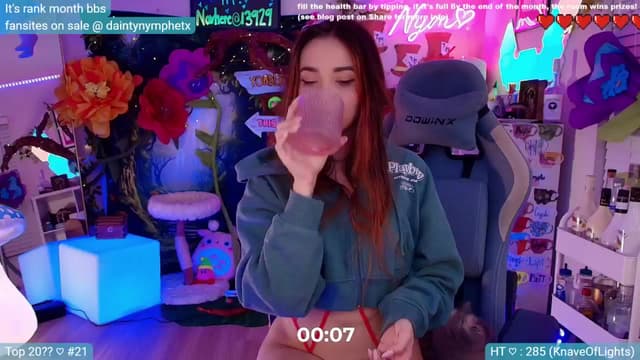 Gallery image thumbnail from Nym_x's myfreecams stream on, 07/24/2024, 03:15 image 6 of 20