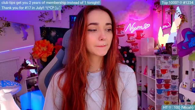 Gallery image thumbnail from Nym_x's myfreecams stream on, 08/30/2024, 03:10 image 18 of 20