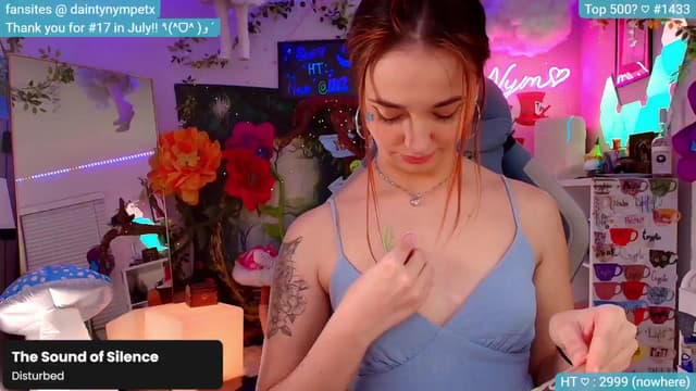 Gallery image thumbnail from Nym_x's myfreecams stream on, 09/15/2024, 04:13 image 10 of 20