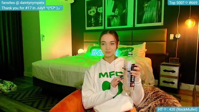 Gallery image thumbnail from Nym_x's myfreecams stream on, 09/26/2024, 05:32 image 9 of 20