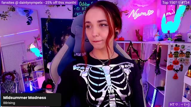 Gallery image thumbnail from Nym_x's myfreecams stream on, 10/30/2024, 05:23 image 2 of 20