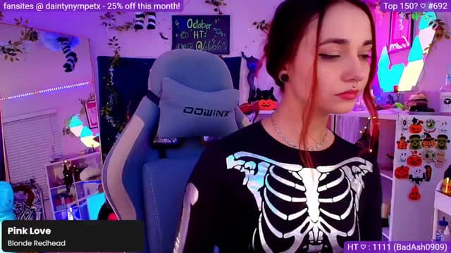 Gallery image thumbnail from Nym_x's myfreecams stream on, 10/30/2024, 05:23 image 16 of 20