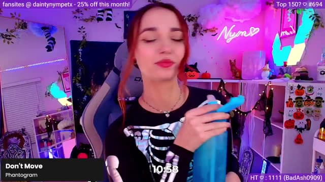Gallery image thumbnail from Nym_x's myfreecams stream on, 10/30/2024, 05:23 image 15 of 20