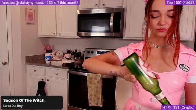 Gallery image thumbnail from Nym_x's myfreecams stream on, 10/31/2024, 03:21 image 16 of 20