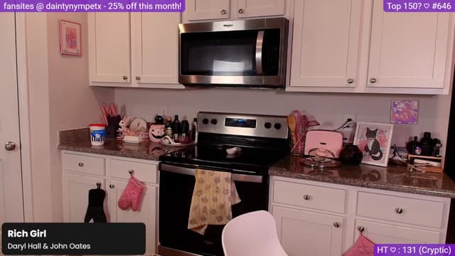 Gallery image thumbnail from Nym_x's myfreecams stream on, 10/31/2024, 04:26 image 2 of 20