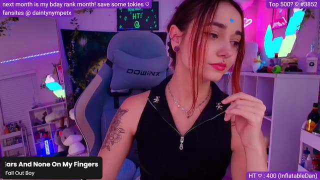 Gallery image thumbnail from Nym_x's myfreecams stream on, 11/07/2024, 05:09 image 5 of 20