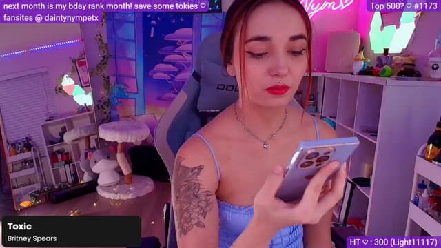 Gallery image thumbnail from Nym_x's myfreecams stream on, 11/14/2024, 03:58 image 1 of 20