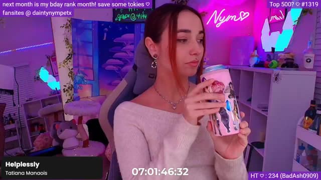 Gallery image thumbnail from Nym_x's myfreecams stream on, 11/24/2024, 04:51 image 14 of 20