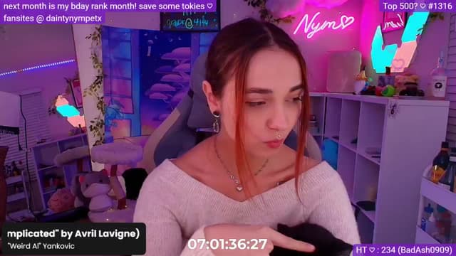 Gallery image thumbnail from Nym_x's myfreecams stream on, 11/24/2024, 04:51 image 16 of 20