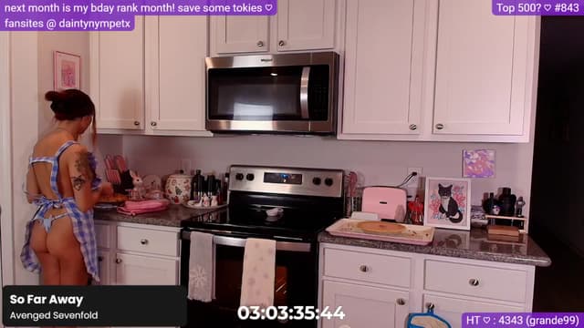 Gallery image thumbnail from Nym_x's myfreecams stream on, 11/28/2024, 05:41 image 13 of 20