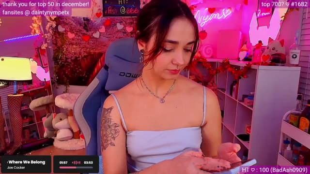 Gallery image thumbnail from Nym_x's myfreecams stream on, 02/06/2025, 03:12 image 17 of 20
