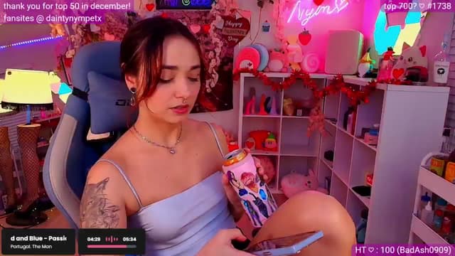 Gallery image thumbnail from Nym_x's myfreecams stream on, 02/06/2025, 03:12 image 2 of 20