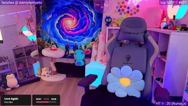 Gallery image thumbnail from Nym_x's myfreecams stream on, 04/17/2025, 03:50 image 2 of 20