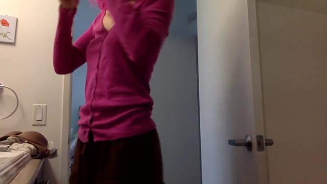 Gallery image thumbnail from Omilk's myfreecams stream on, 02/18/2025, 19:13 image 2 of 20