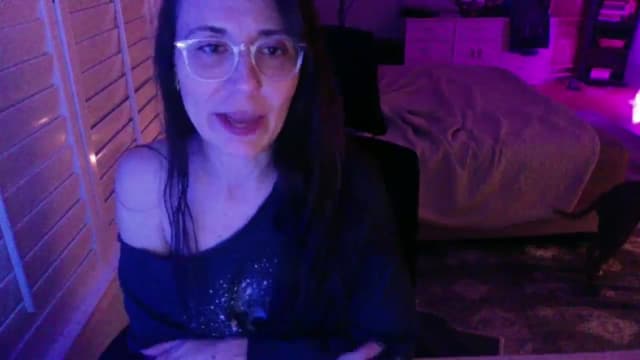 Gallery image thumbnail from P0SIE's myfreecams stream on, 03/24/2025, 05:22 image 7 of 20