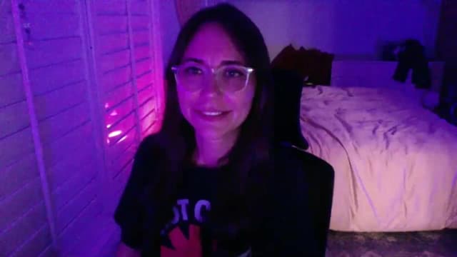 Gallery image thumbnail from P0SIE's myfreecams stream on, 04/06/2025, 04:27 image 7 of 20