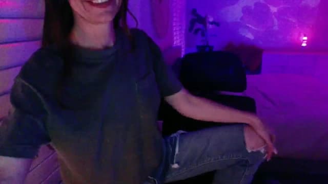 Gallery image thumbnail from P0SIE's myfreecams stream on, 04/13/2025, 04:31 image 11 of 20
