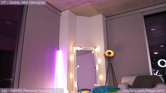 Gallery image thumbnail from Paige's myfreecams stream on, 11/29/2022, 04:26 image 1 of 20