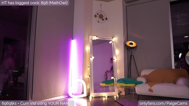 Gallery image thumbnail from Paige's myfreecams stream on, 12/11/2022, 02:32 image 19 of 20