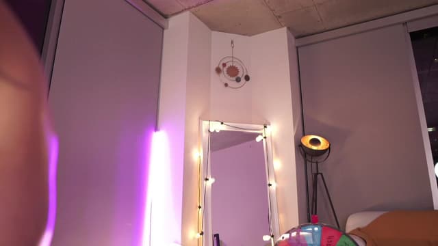 Gallery image thumbnail from Paige's myfreecams stream on, 12/17/2022, 05:20 image 15 of 20