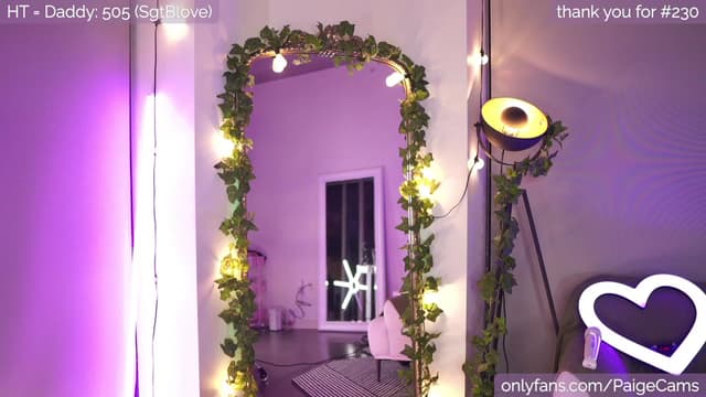 Gallery image thumbnail from Paige's myfreecams stream on, 02/01/2023, 07:02 image 13 of 20