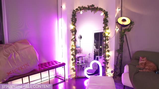 Gallery image thumbnail from Paige's myfreecams stream on, 02/12/2023, 06:22 image 6 of 20