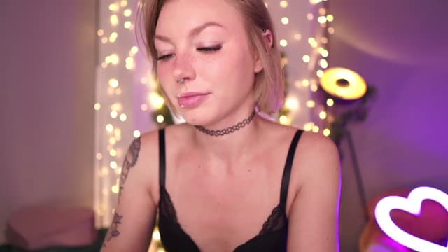 Gallery image thumbnail from Paige's myfreecams stream on, 02/17/2023, 03:50 image 10 of 20