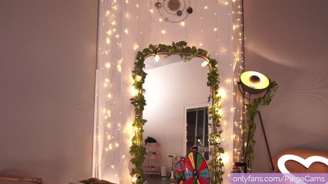 Gallery image thumbnail from Paige's myfreecams stream on, 02/18/2023, 07:45 image 18 of 20