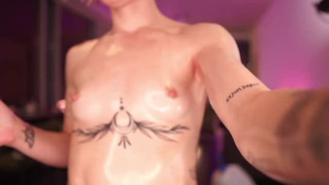 Gallery image thumbnail from Paige's myfreecams stream on, 03/01/2023, 08:14 image 18 of 20