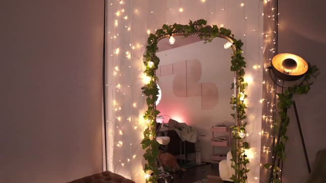 Gallery image thumbnail from Paige's myfreecams stream on, 03/11/2023, 04:00 image 1 of 20