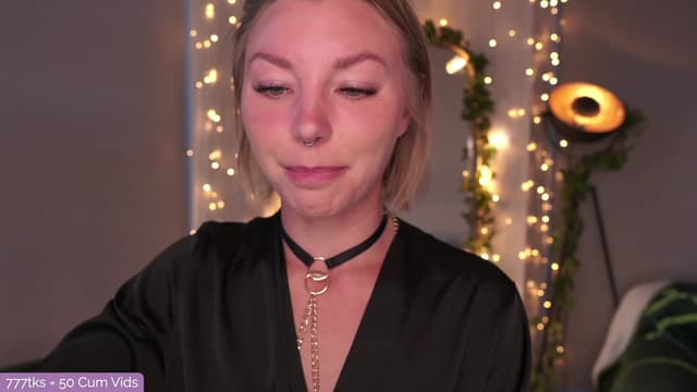 Gallery image thumbnail from Paige's myfreecams stream on, 04/02/2023, 03:17 image 1 of 20