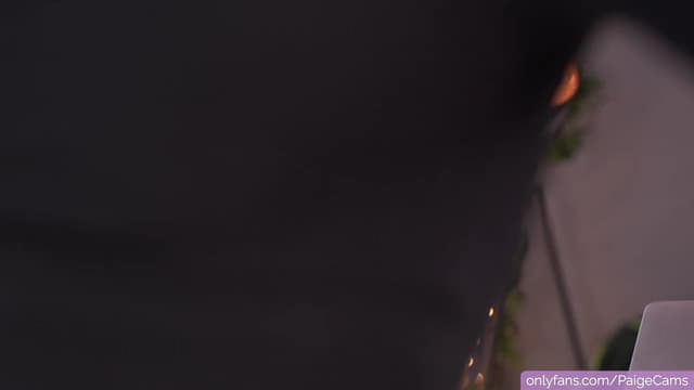 Gallery image thumbnail from Paige's myfreecams stream on, 04/10/2023, 02:00 image 11 of 20