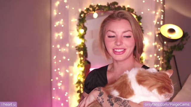 Gallery image thumbnail from Paige's myfreecams stream on, 04/15/2023, 05:35 image 1 of 20