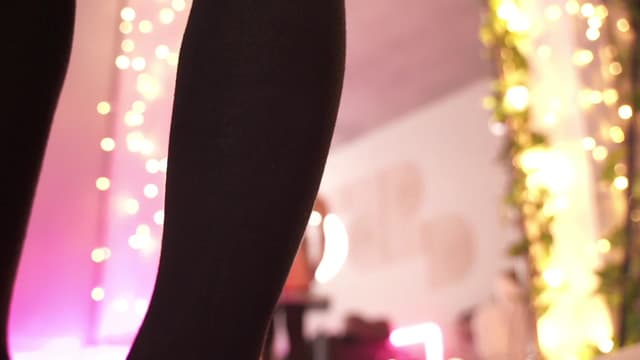Gallery image thumbnail from Paige's myfreecams stream on, 04/16/2023, 05:03 image 14 of 20