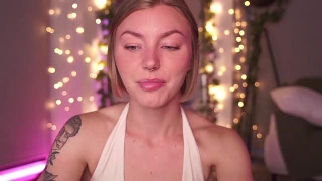 Gallery image thumbnail from Paige's myfreecams stream on, 05/07/2023, 02:38 image 1 of 20
