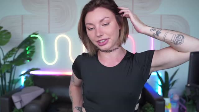 Gallery image thumbnail from Paige's myfreecams stream on, 07/28/2023, 02:36 image 4 of 20