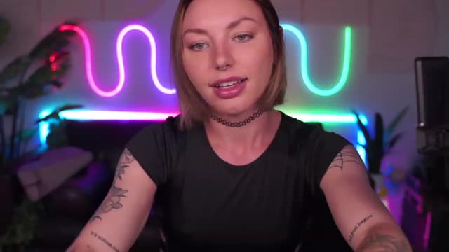 Gallery image thumbnail from Paige's myfreecams stream on, 07/28/2023, 02:36 image 17 of 20