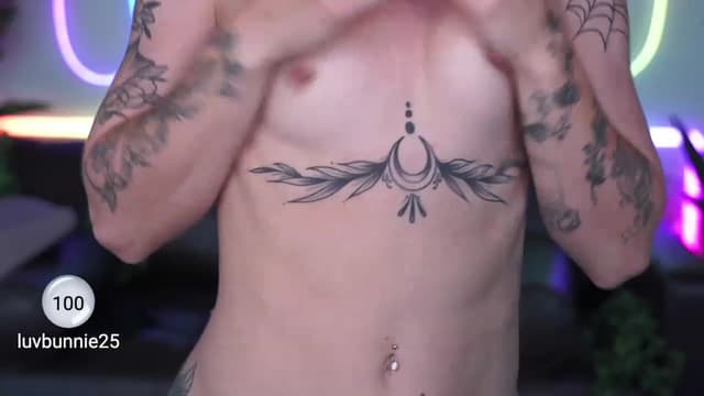 Gallery image thumbnail from Paige's myfreecams stream on, 07/28/2023, 02:36 image 8 of 20