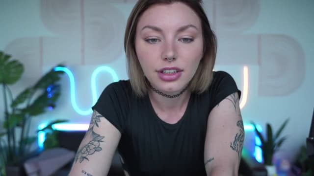 Gallery image thumbnail from Paige's myfreecams stream on, 07/28/2023, 02:36 image 2 of 20